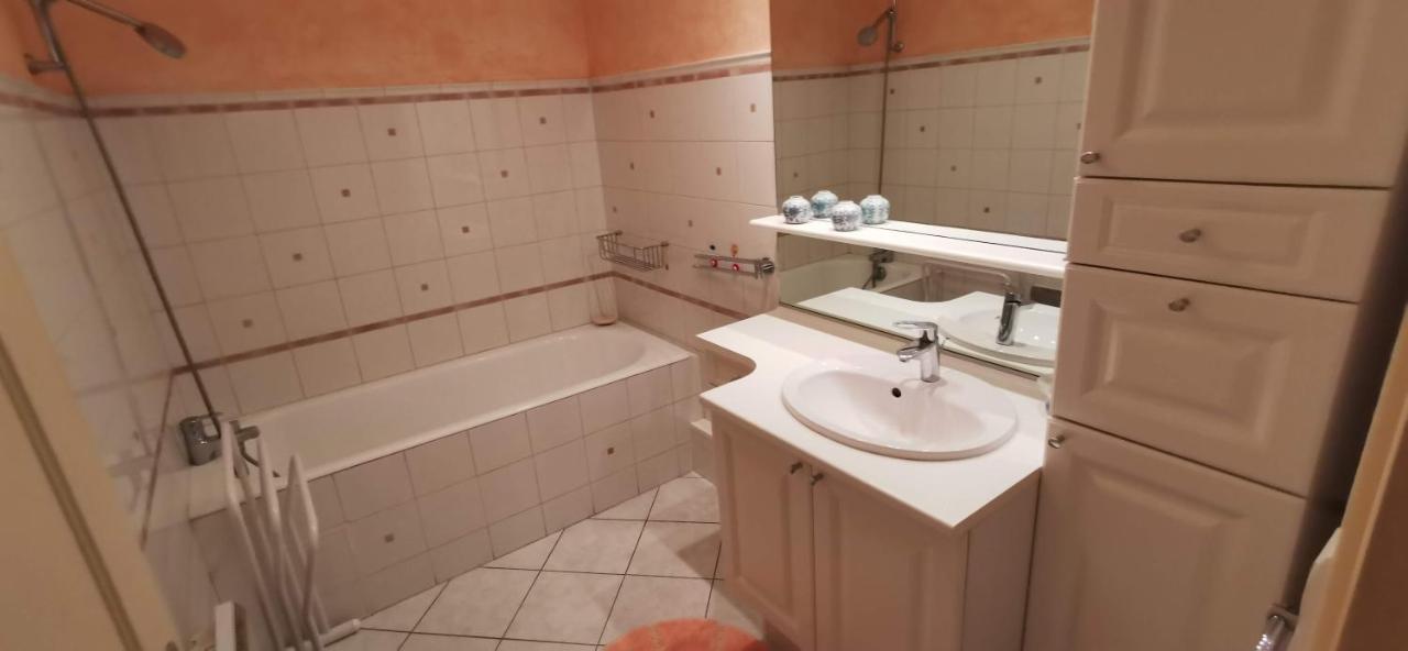 Logement Hyper Centre שאמפניול מראה חיצוני תמונה